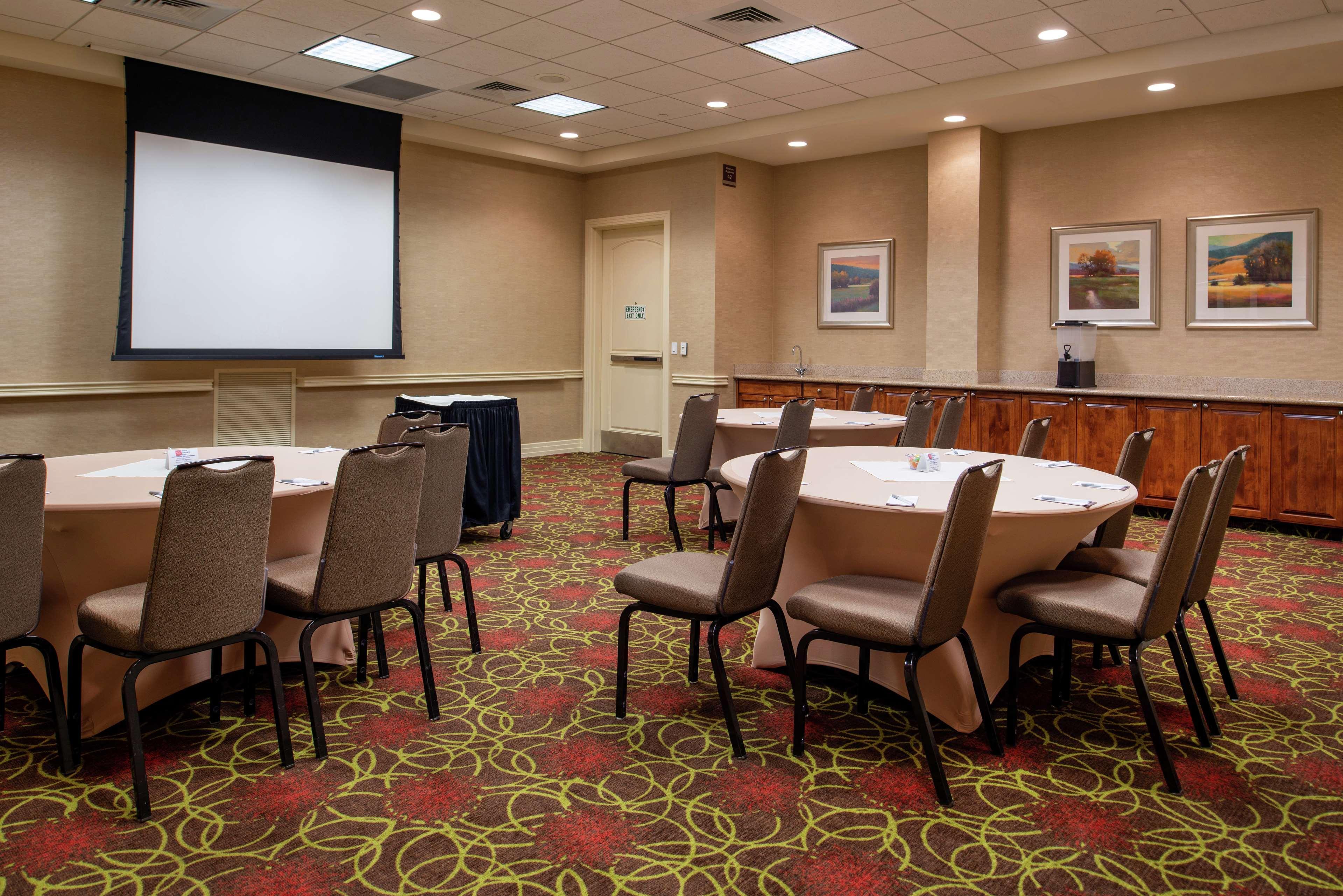 Hilton Garden Inn Boise Spectrum מראה חיצוני תמונה