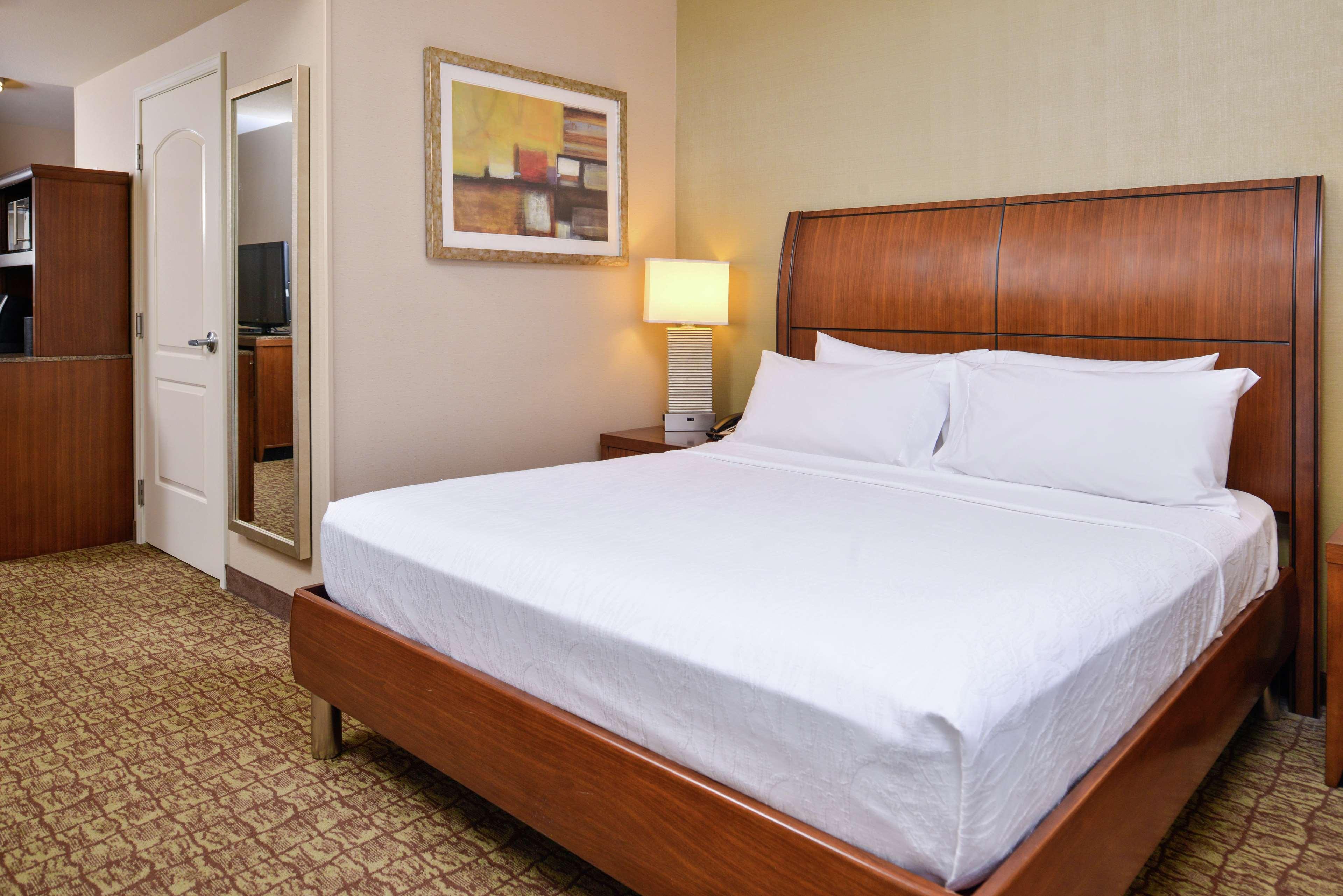 Hilton Garden Inn Boise Spectrum מראה חיצוני תמונה