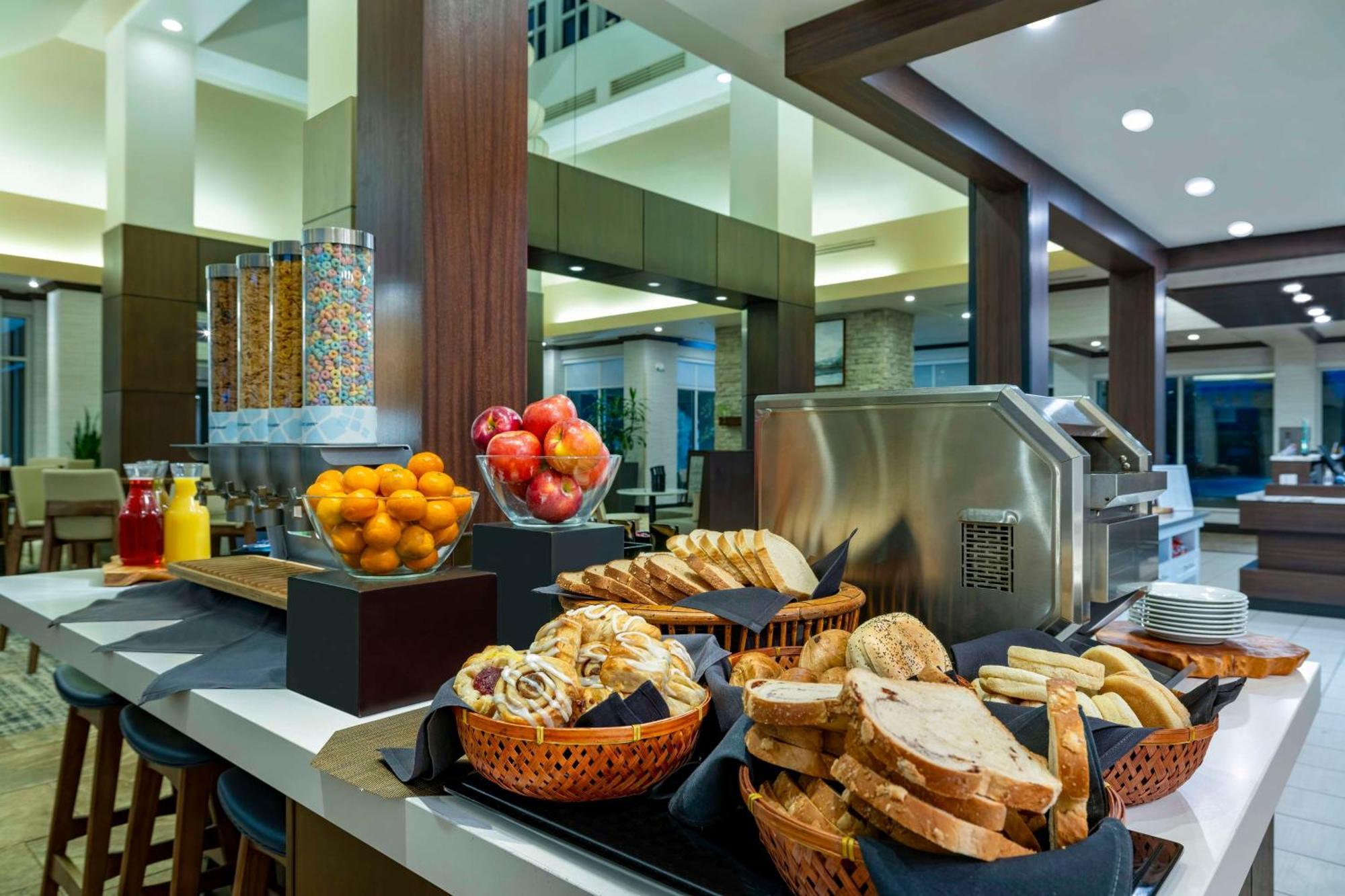 Hilton Garden Inn Boise Spectrum מראה חיצוני תמונה