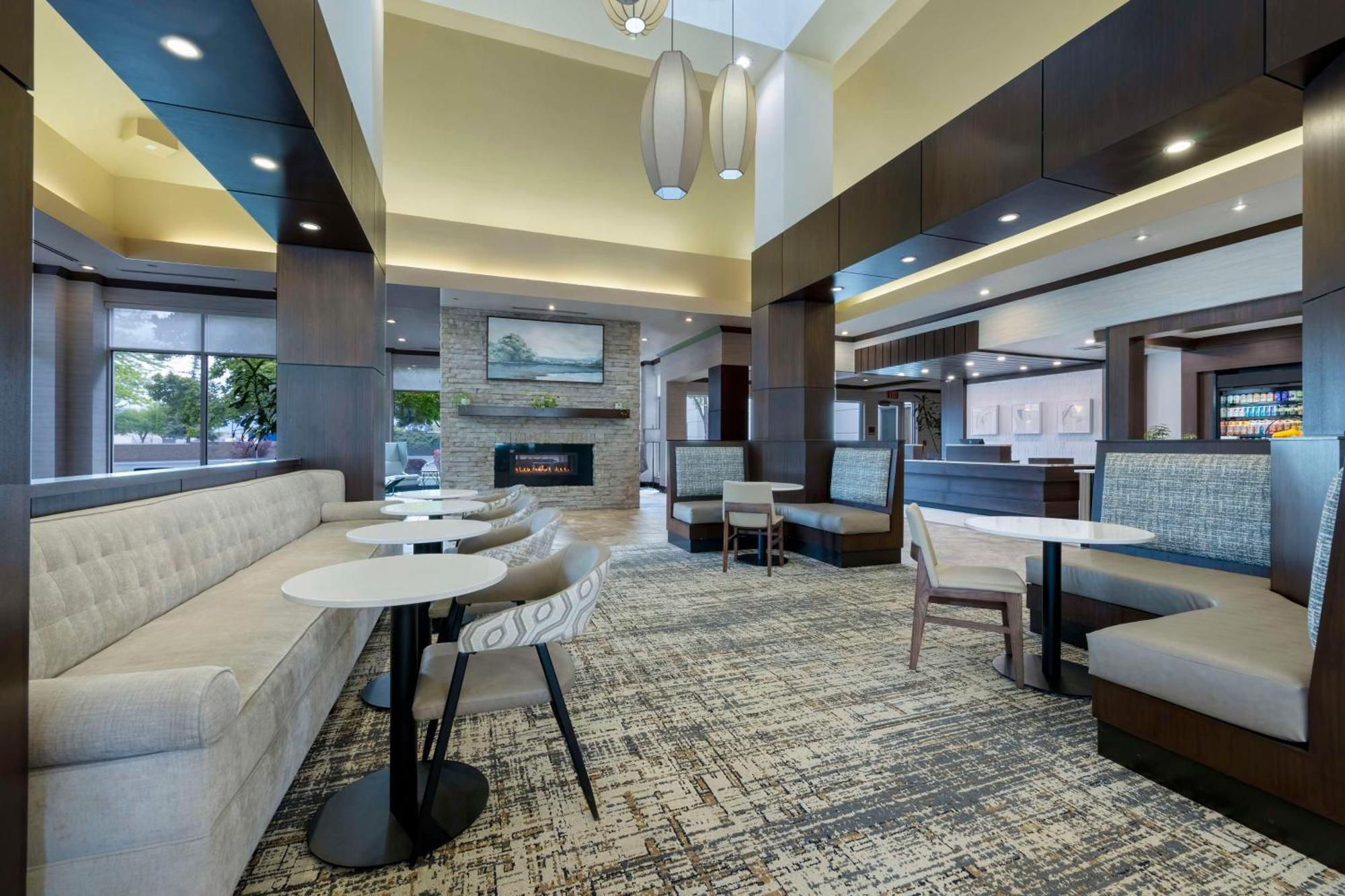 Hilton Garden Inn Boise Spectrum מראה חיצוני תמונה